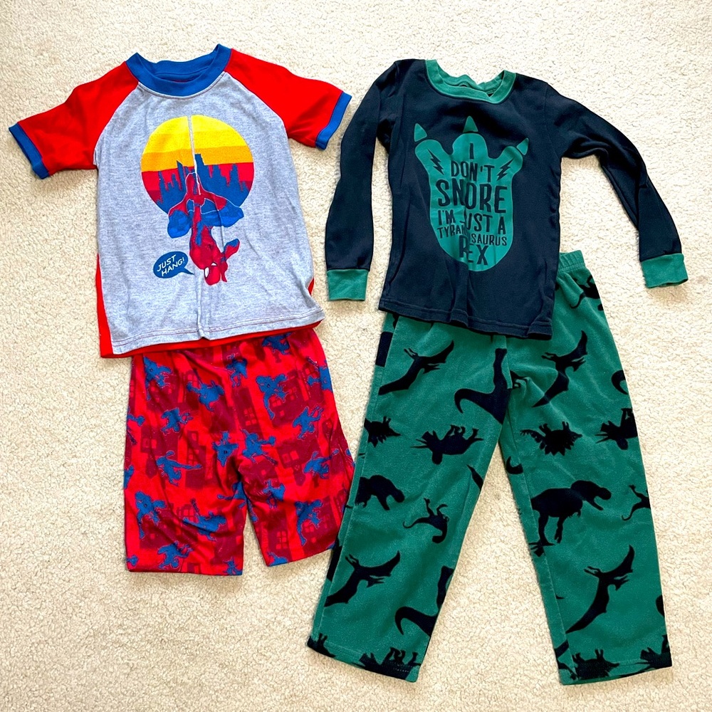 2 pair of size 5 boys pajamas